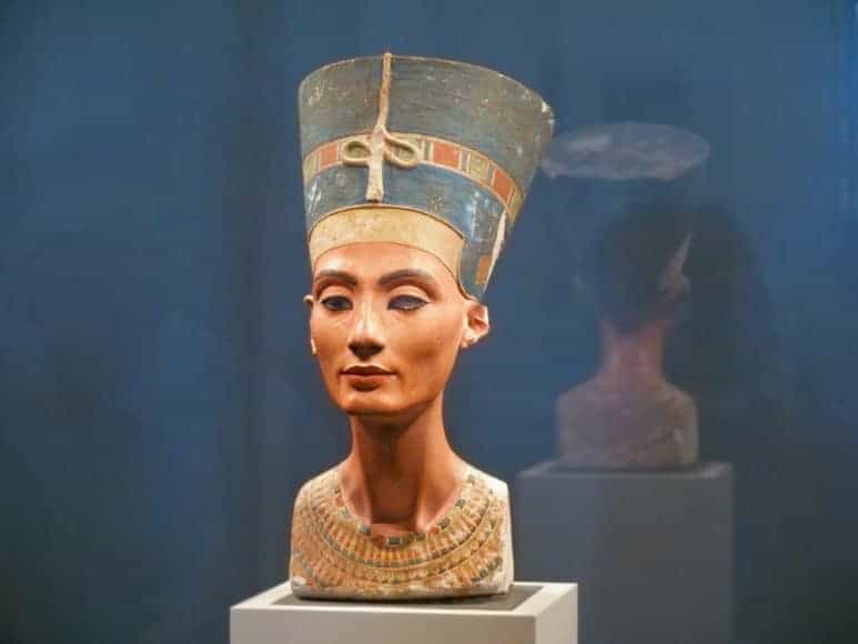 Bekende buste van koningin Nefertiti