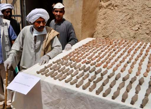 Over 1000 Statues was found in the new tomb in Luxor