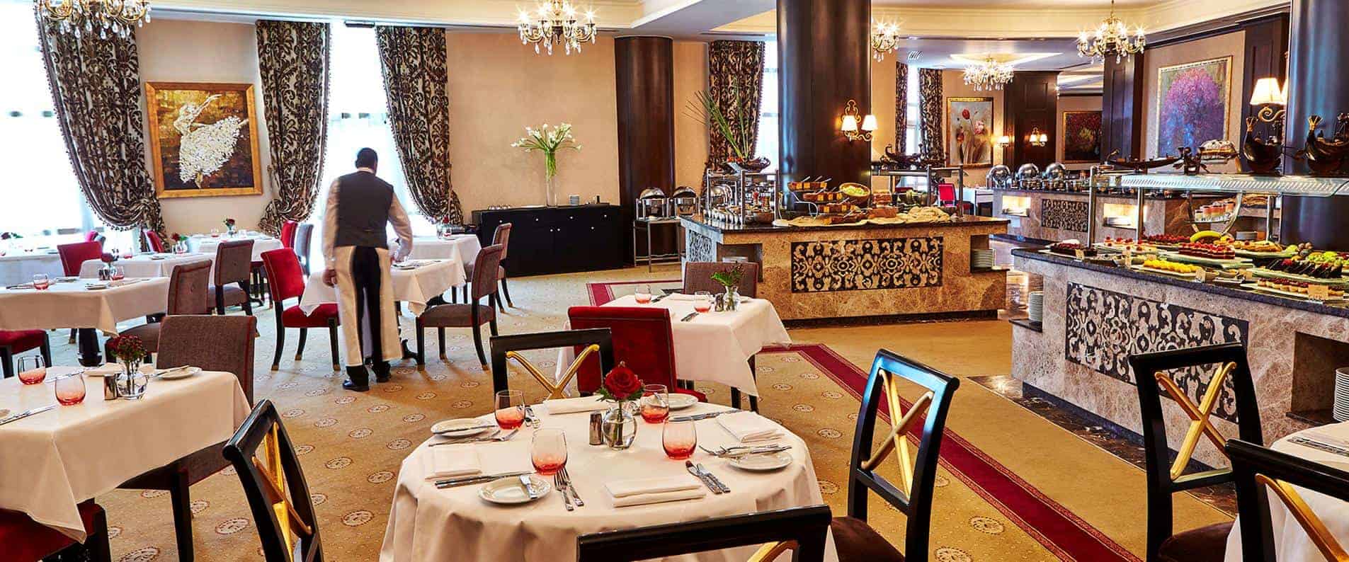 Bab Al Qasr restaurant in Cairo - Photo Credit Kempinski Hotel